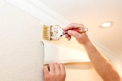Pose de papier peint à Montfiquet — revêtements muraux et toiles de verre